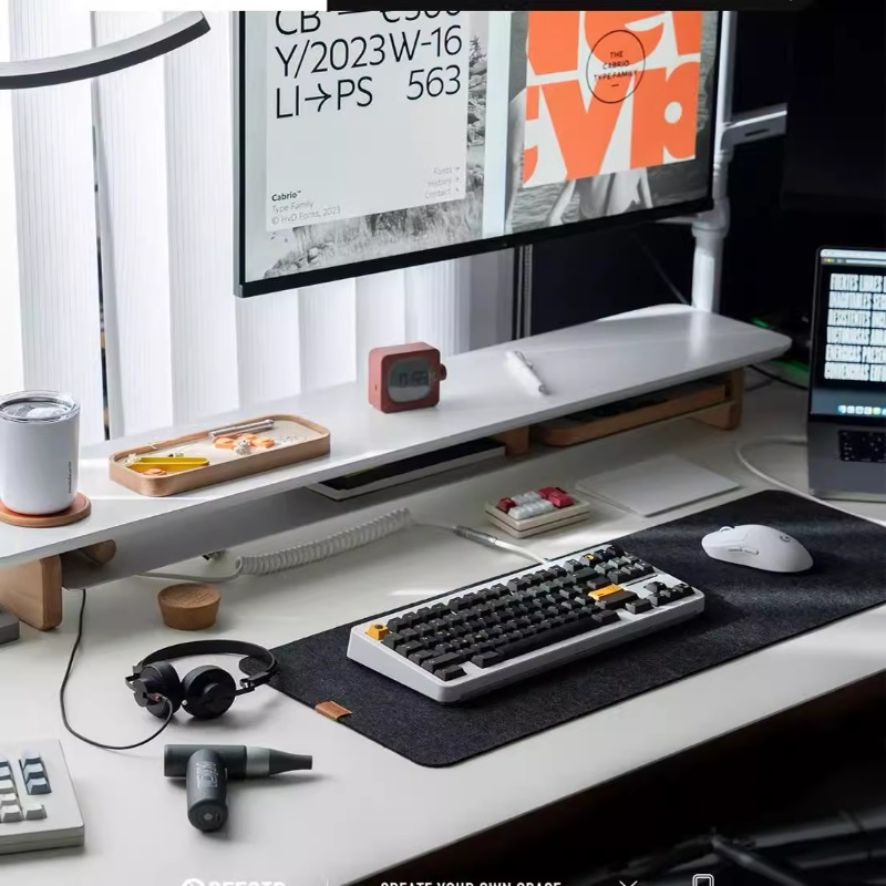 Nowoczesny podnośnik monitora  – Desk Setup Monitor And Laptop recenzja i cena